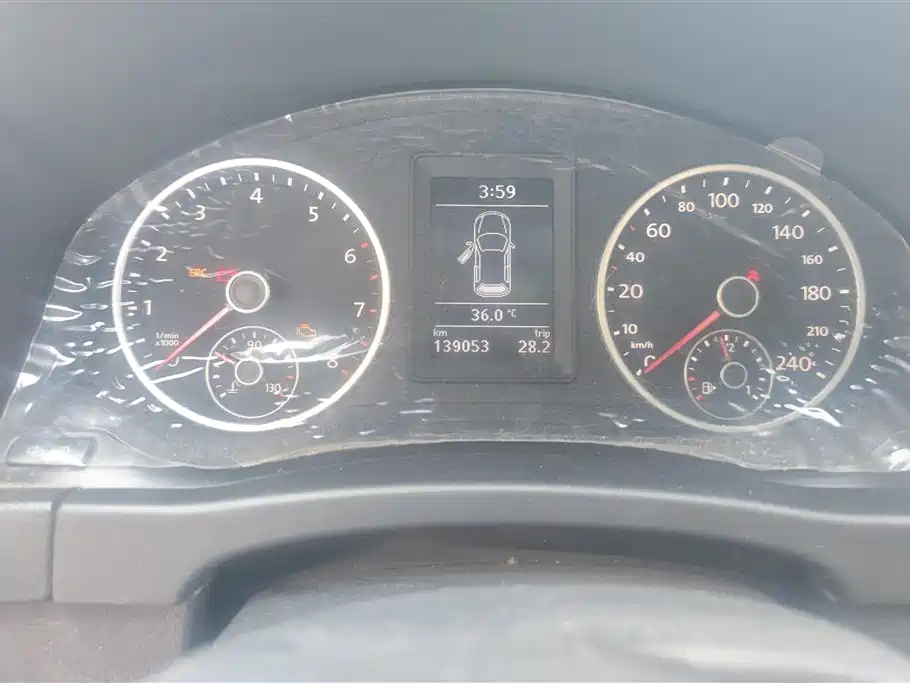 Volkswagen Tiguan 2015 1.8TSI Manual 2WD Limited Edition фото 14