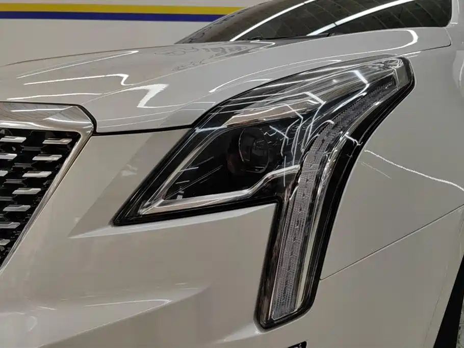 Cadillac XT5 2021 28T Luxury фото 5