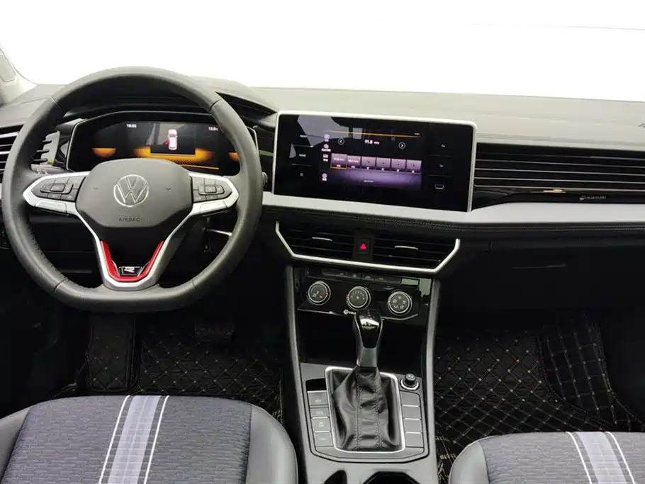Volkswagen Sagitar 2024 300TSI DSG Flying Edition фото 12