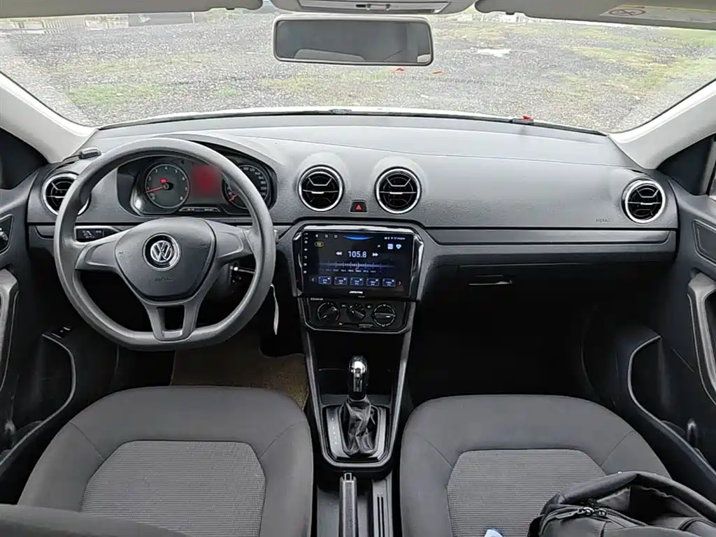Volkswagen Jetta 2017 1.5L Automatic Fashion фото 10