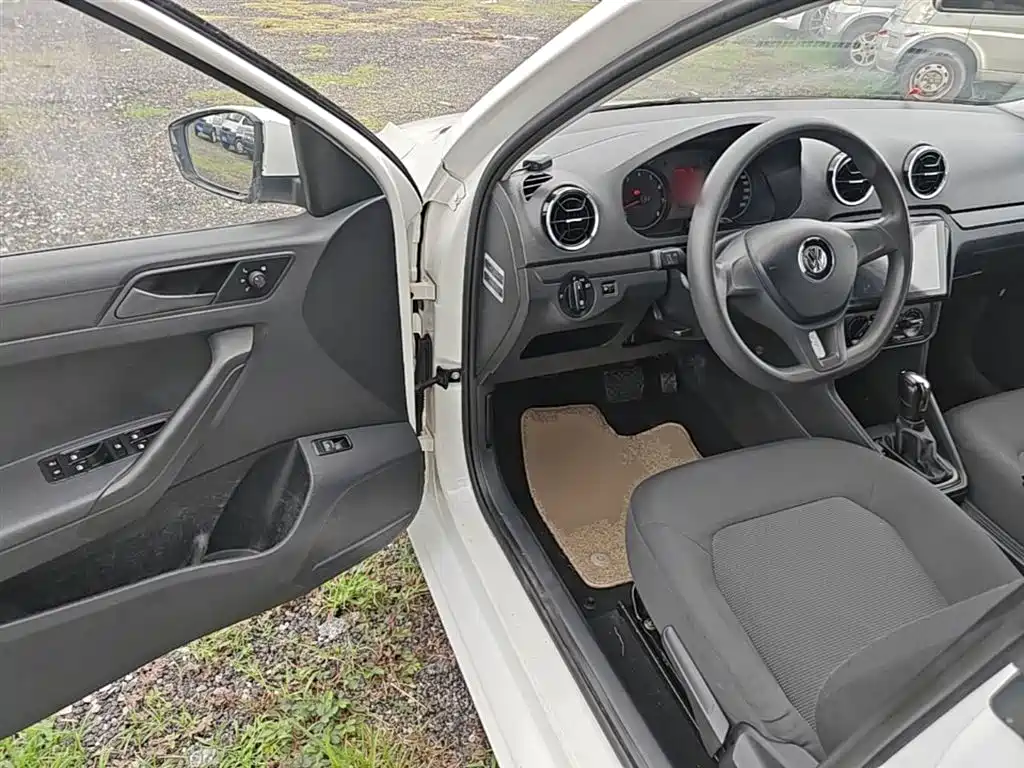 Volkswagen Jetta 2017 1.5L Automatic Fashion фото 16