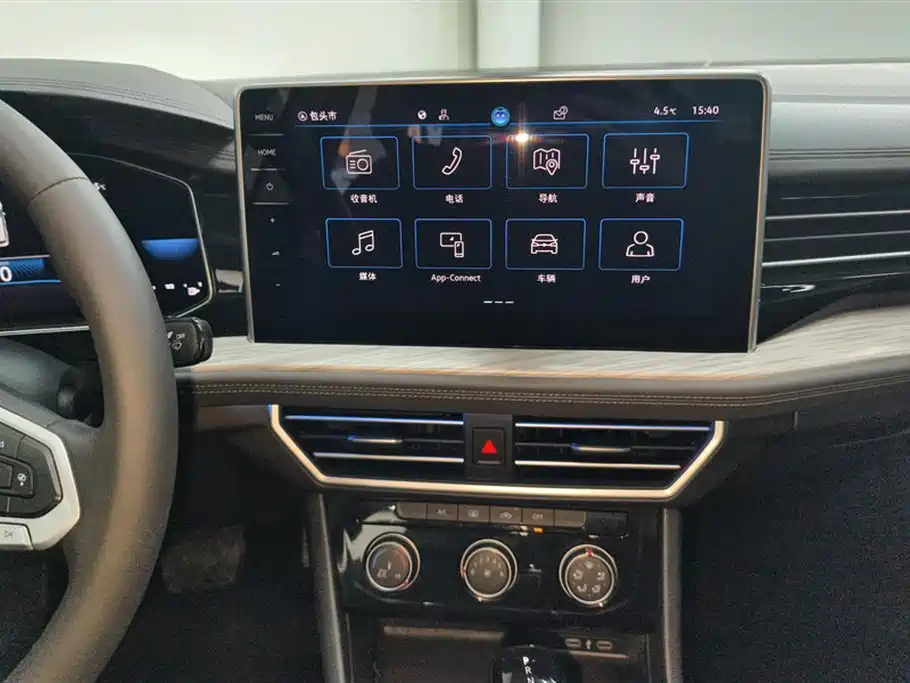 Volkswagen Sagitar 2023 280TSI DSG Beyond Lite фото 13