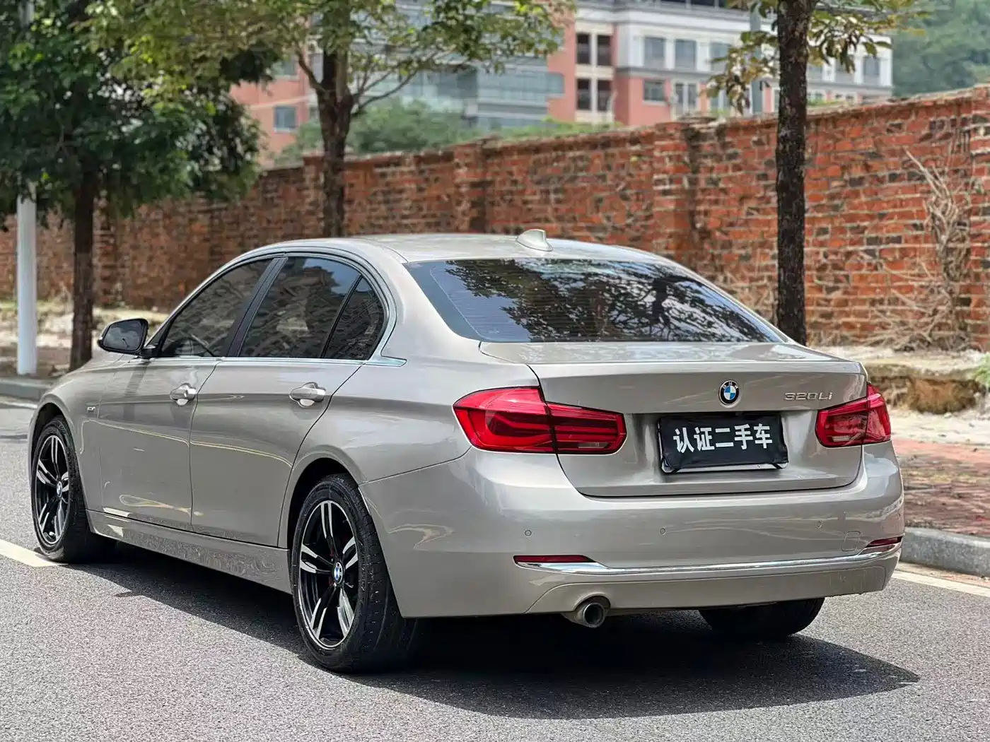 BMW 3 Series 2016 320Li Fashion Model фото 6