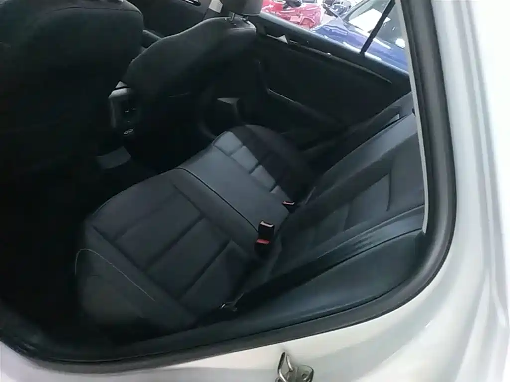 Volkswagen T-ROC 2021 280TSI DSG 2WD Comfort Connected фото 17