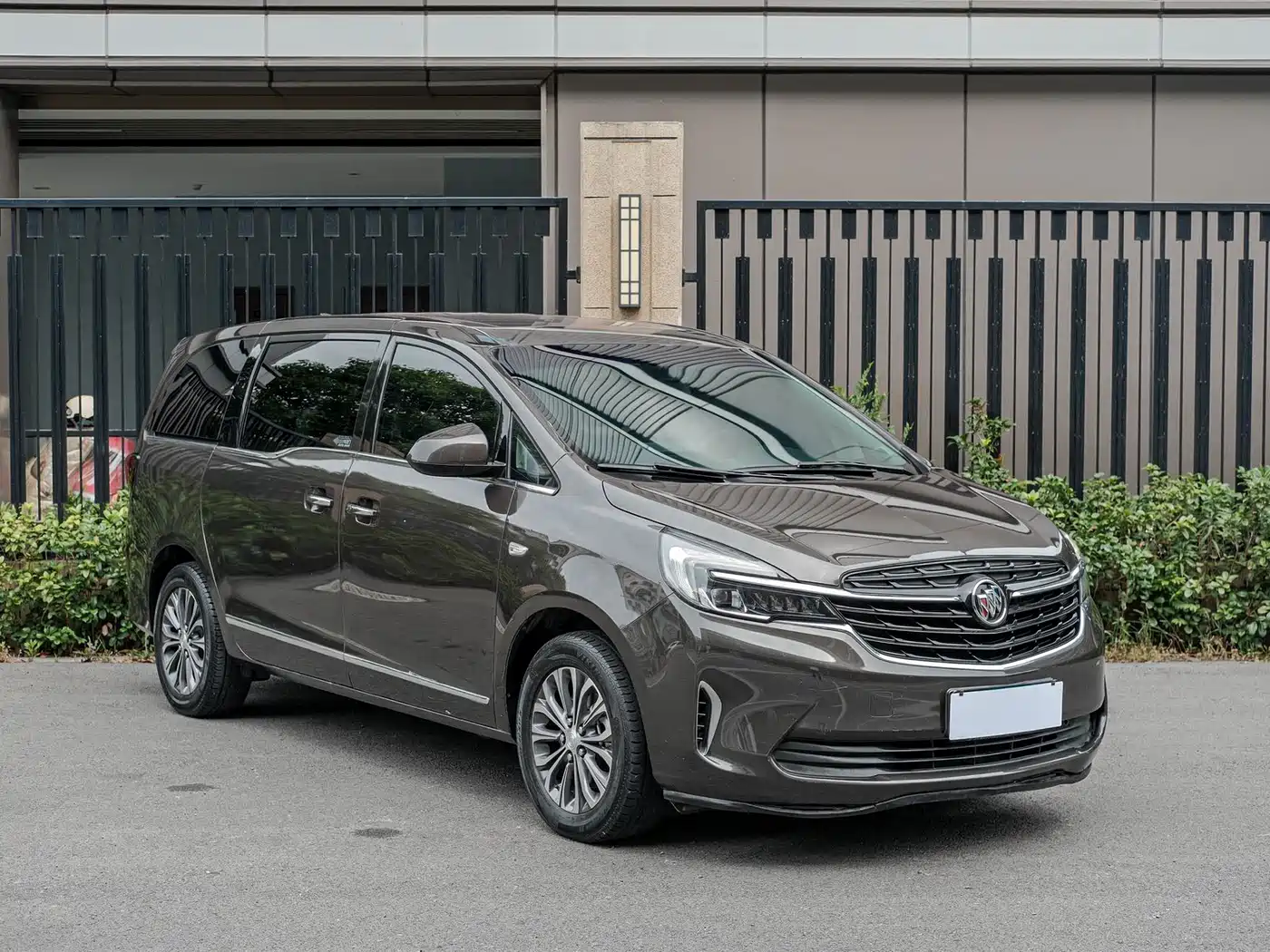 Buick GL8 2020 Model Land Business Class 652T Luxury фото 3