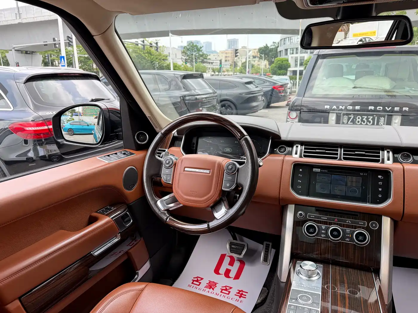Фото 10 - Land Rover Range Rover