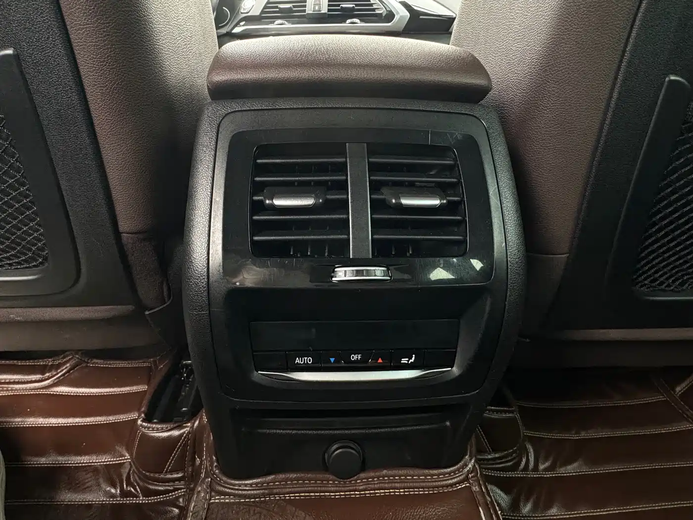 BMW X3 2019 xDrive25i Luxury Package фото 10