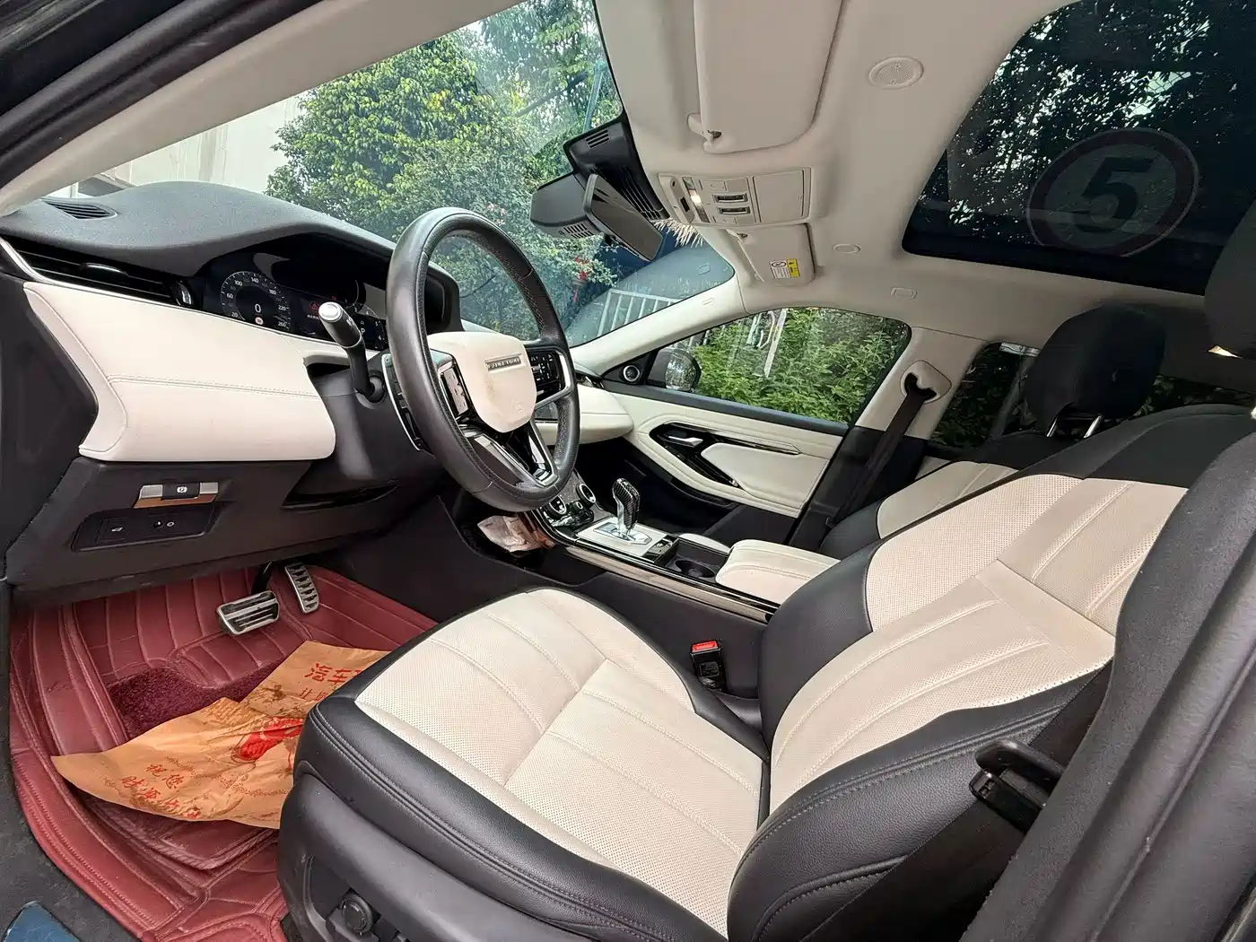 Land Rover Range Rover Evoque 2024 2023 Range Rover Evoque L 249PS Luxury Edition