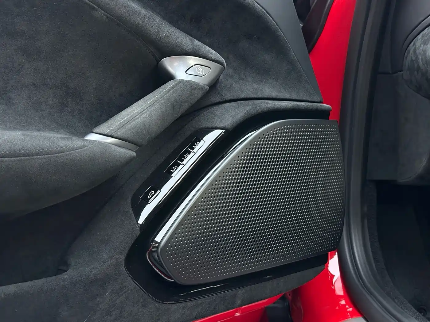 Ferrari Roma 2025 2020 3.9T V8