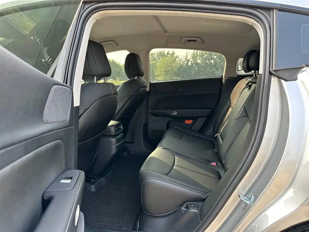 XPeng G6 2024 580 Long Range Plus фото 9
