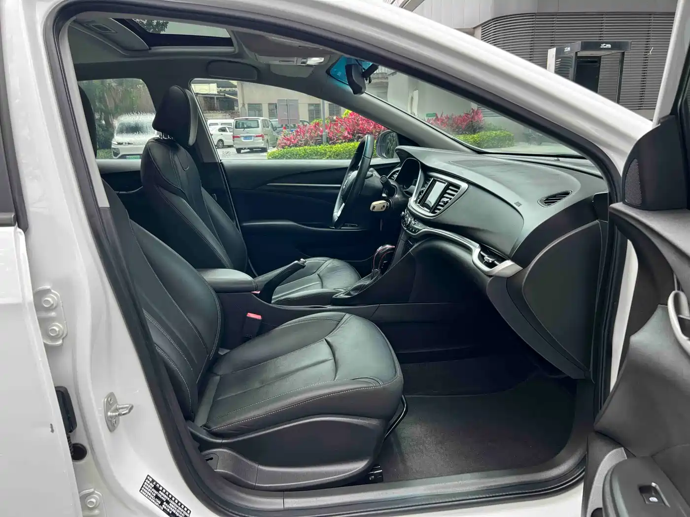 Buick Excelle 2019 18T Auto Connected Elite China VI фото 14