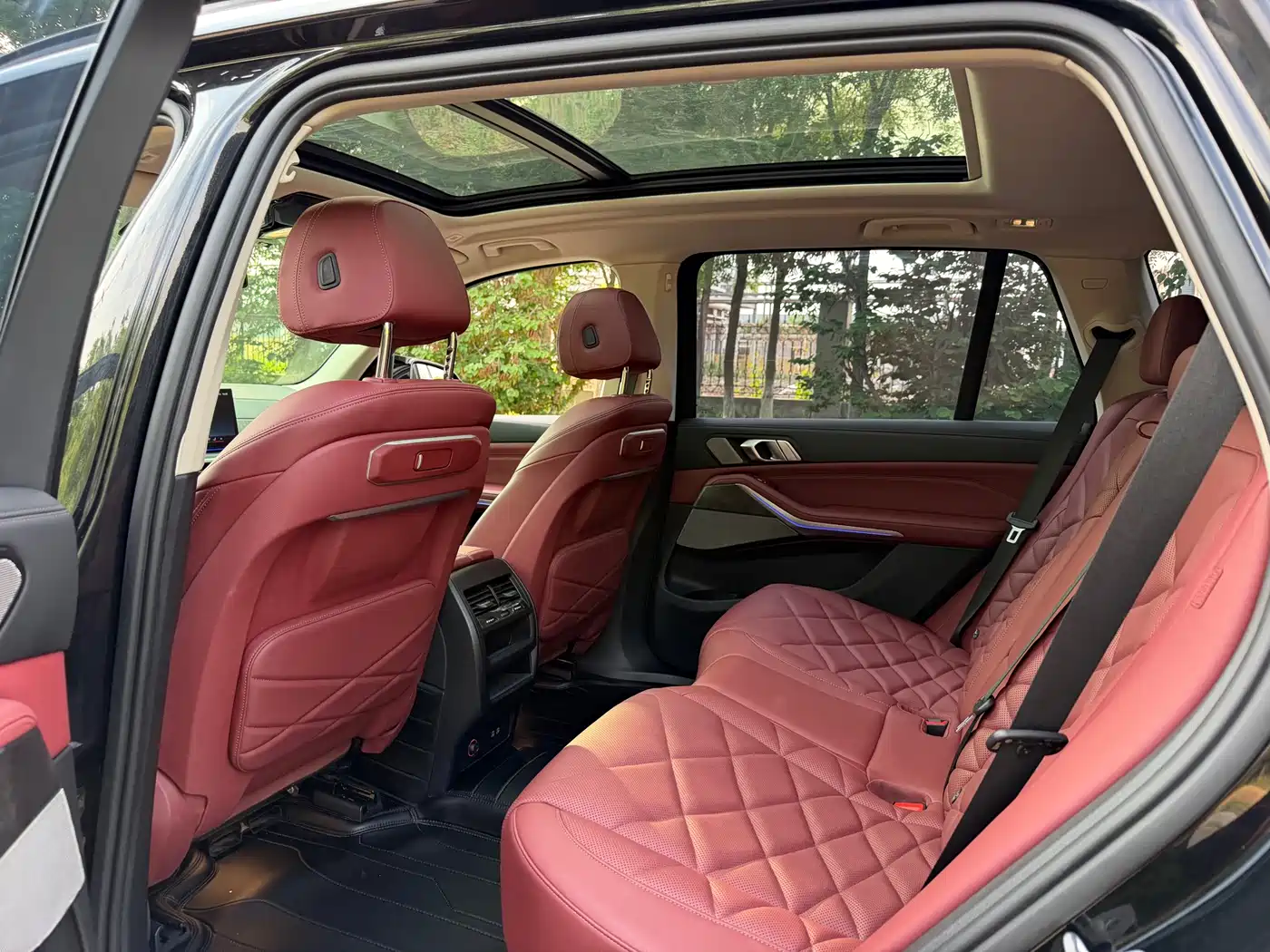 BMW X5 2023 xDrive 30Li Premium M Sport Black Night Package фото 9