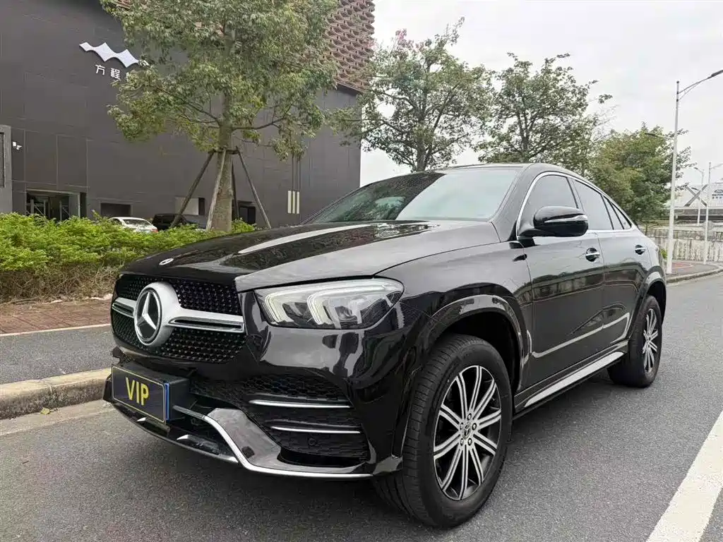 Mercedes-Benz GLE Coupe 2022 Facelift GLE 350 4MATIC Coupe SUV Fashion фото 2