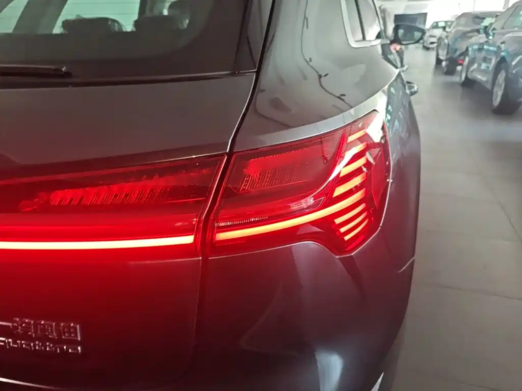 Audi e-tron 2026 2021 50 quattro Luxury