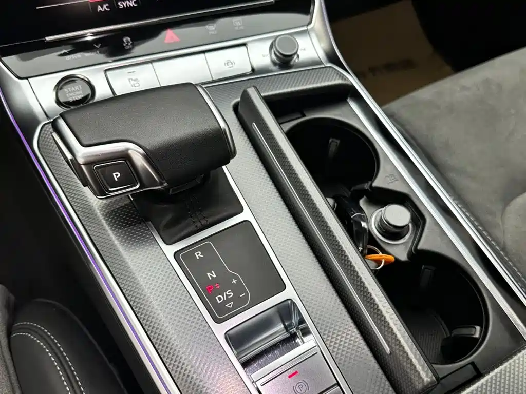 Audi A6L 2024 40 TFSI Luxury Dynamic фото 16