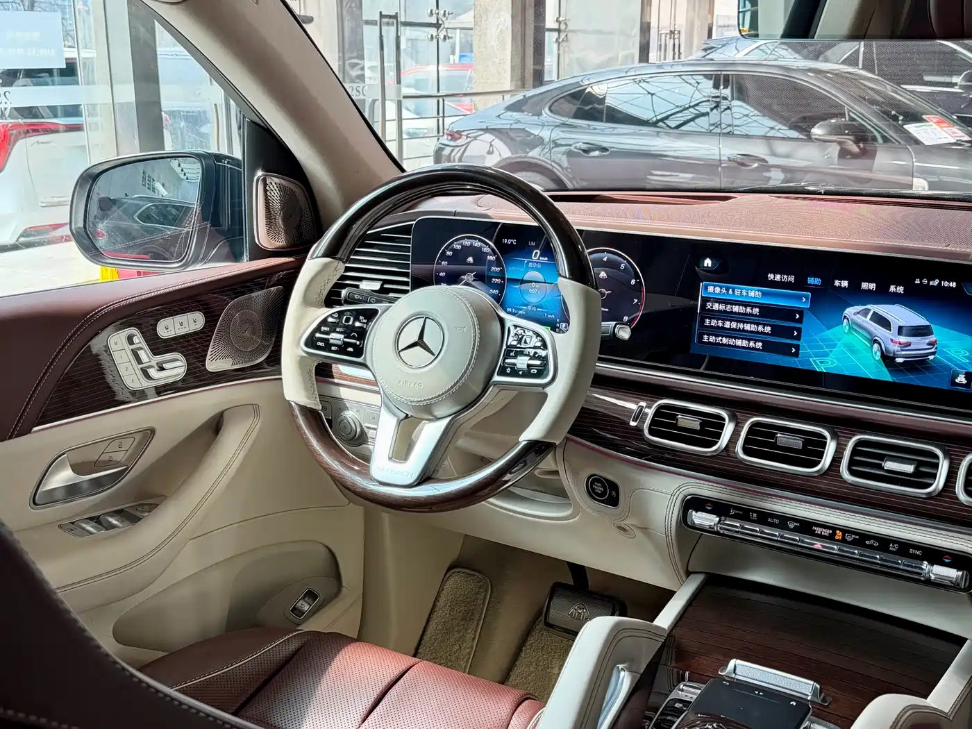 Mercedes-Benz Maybach GLS 2024 GLS 480 4MATIC фото 21
