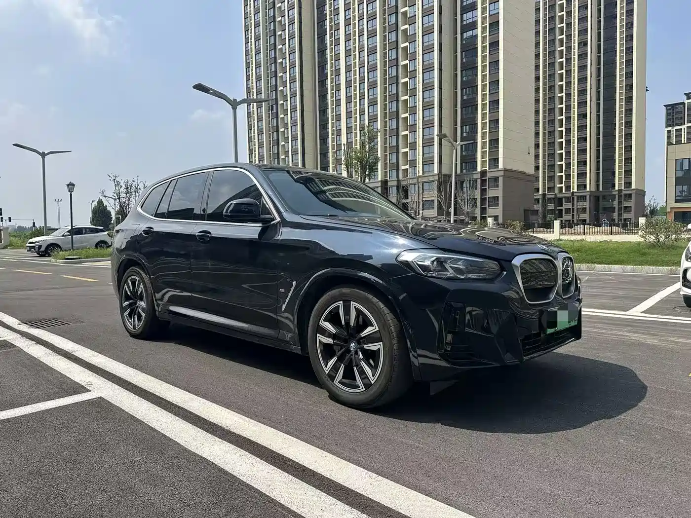 Фото 1 - BMW iX3