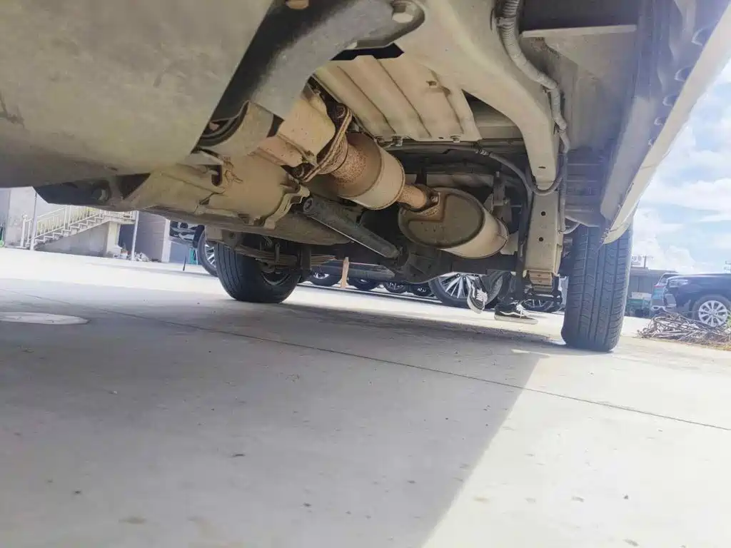 Wuling Motors Wuling Rongguang 2015 2011 1.2L Base Model