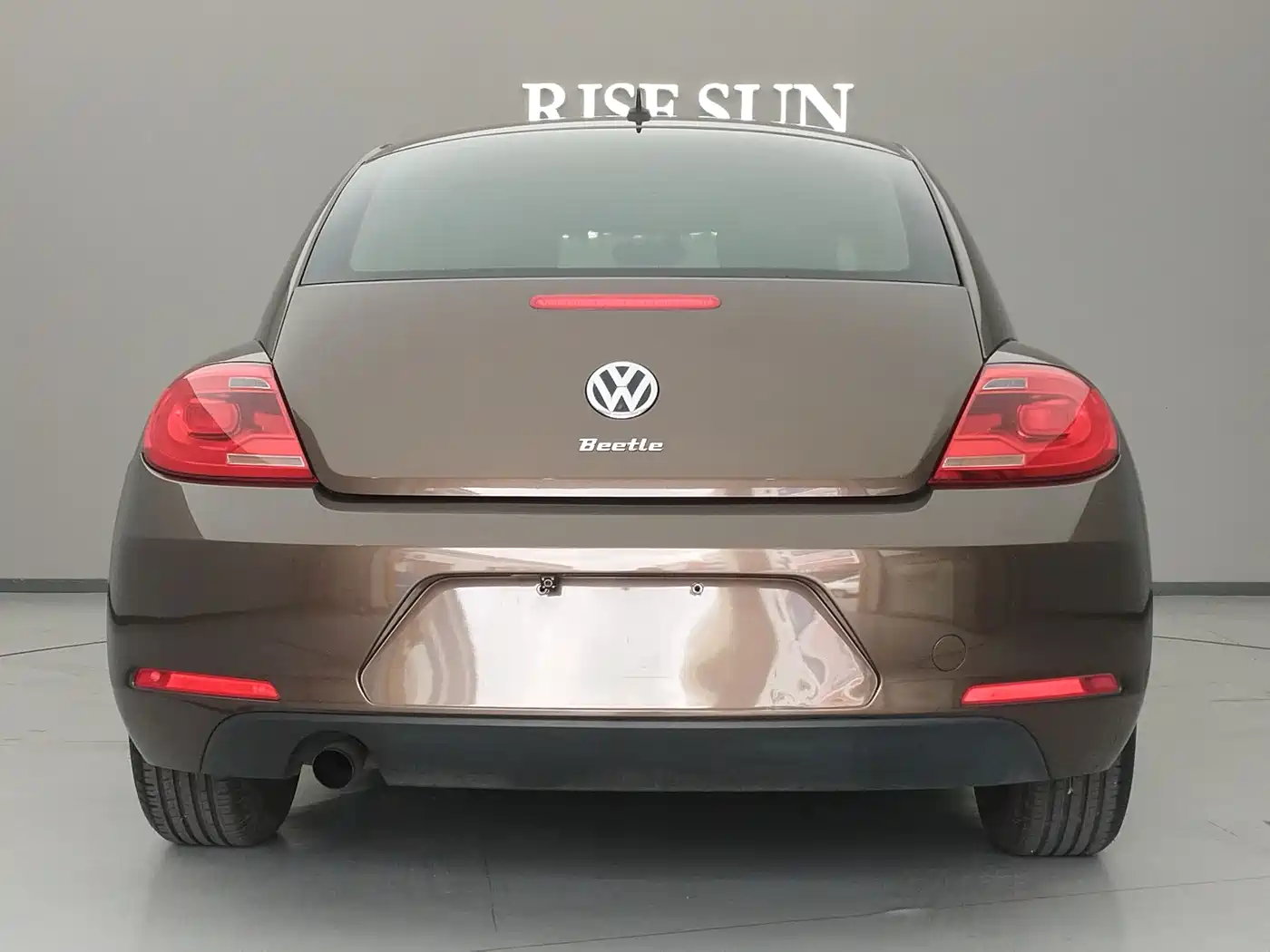 Volkswagen Beetle 2015 180TSI фото 10