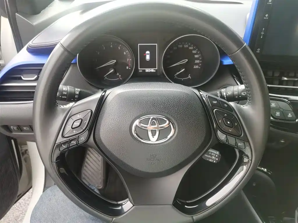 Toyota IZOA 2018 2.0L Yichi Edition China V фото 3