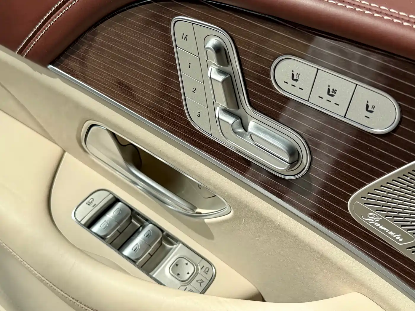 Mercedes-Benz Maybach GLS 2024 GLS 480 4MATIC фото 2