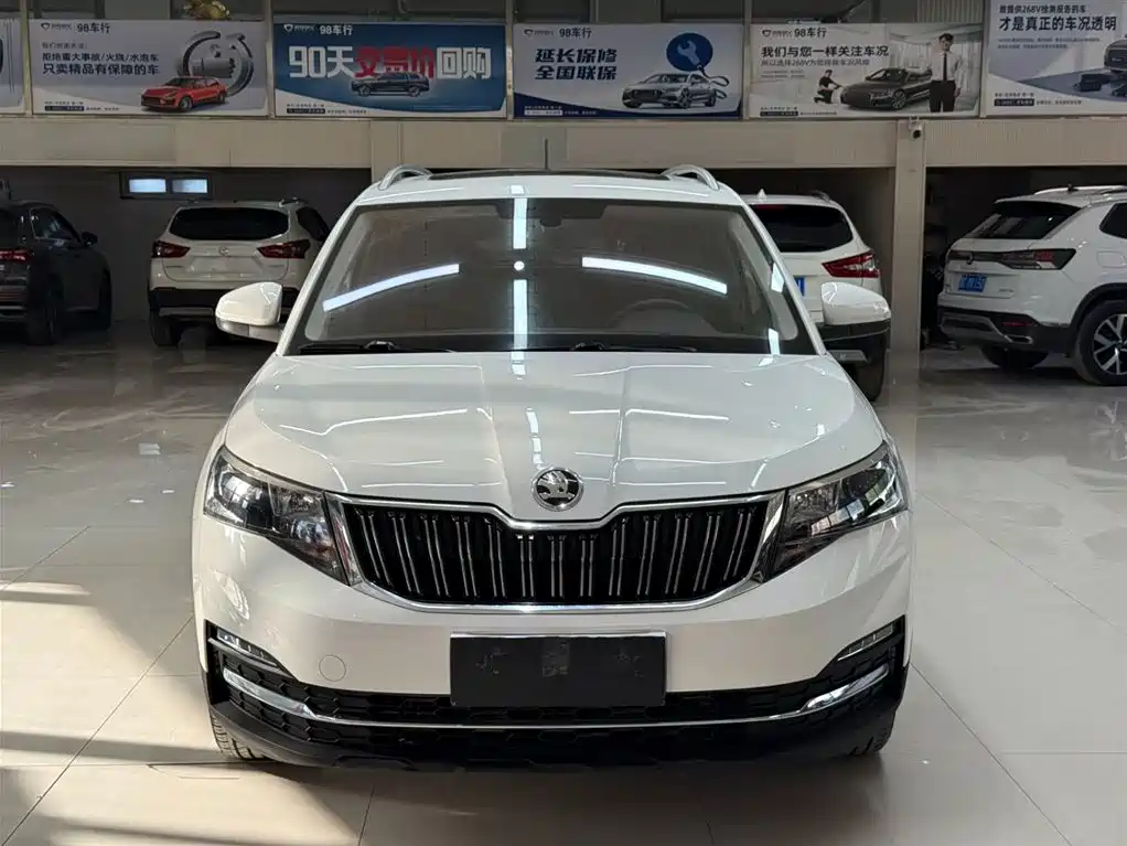 Škoda Kamiq 2022 1.5L Automatic Comfort Edition фото 2