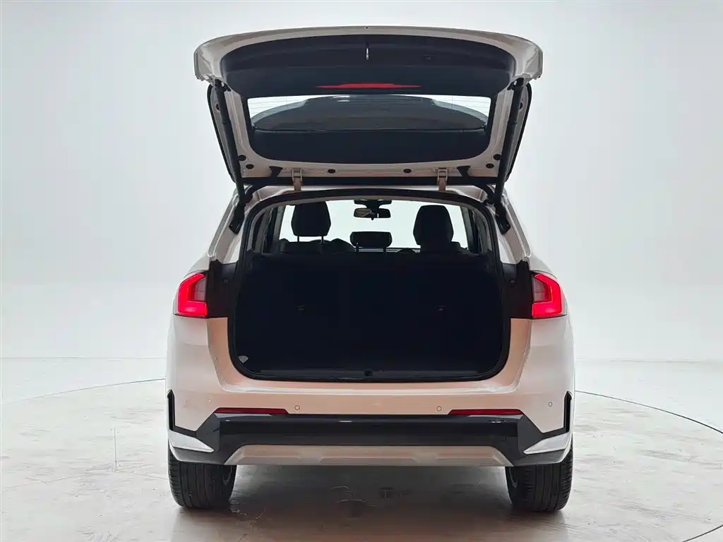 BMW X1 2023 sDrive20Li X Design Package фото 8