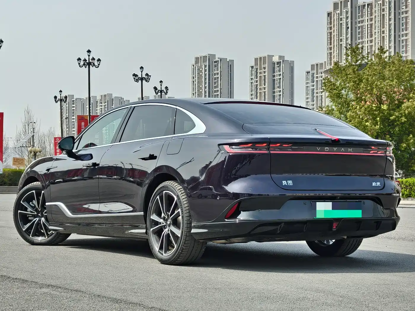 Voyah Auto VOYAH Zhuiguang 2024 PHEV AWD Ultra Long Range Flagship фото 11