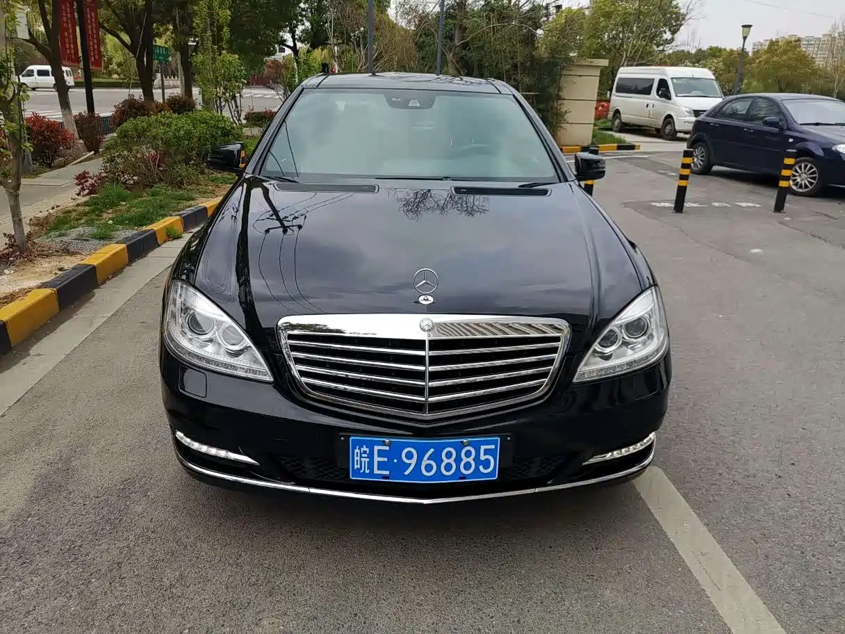 Mercedes-Benz S-Class 2012 S 300 L Premium Grand Edition фото 3