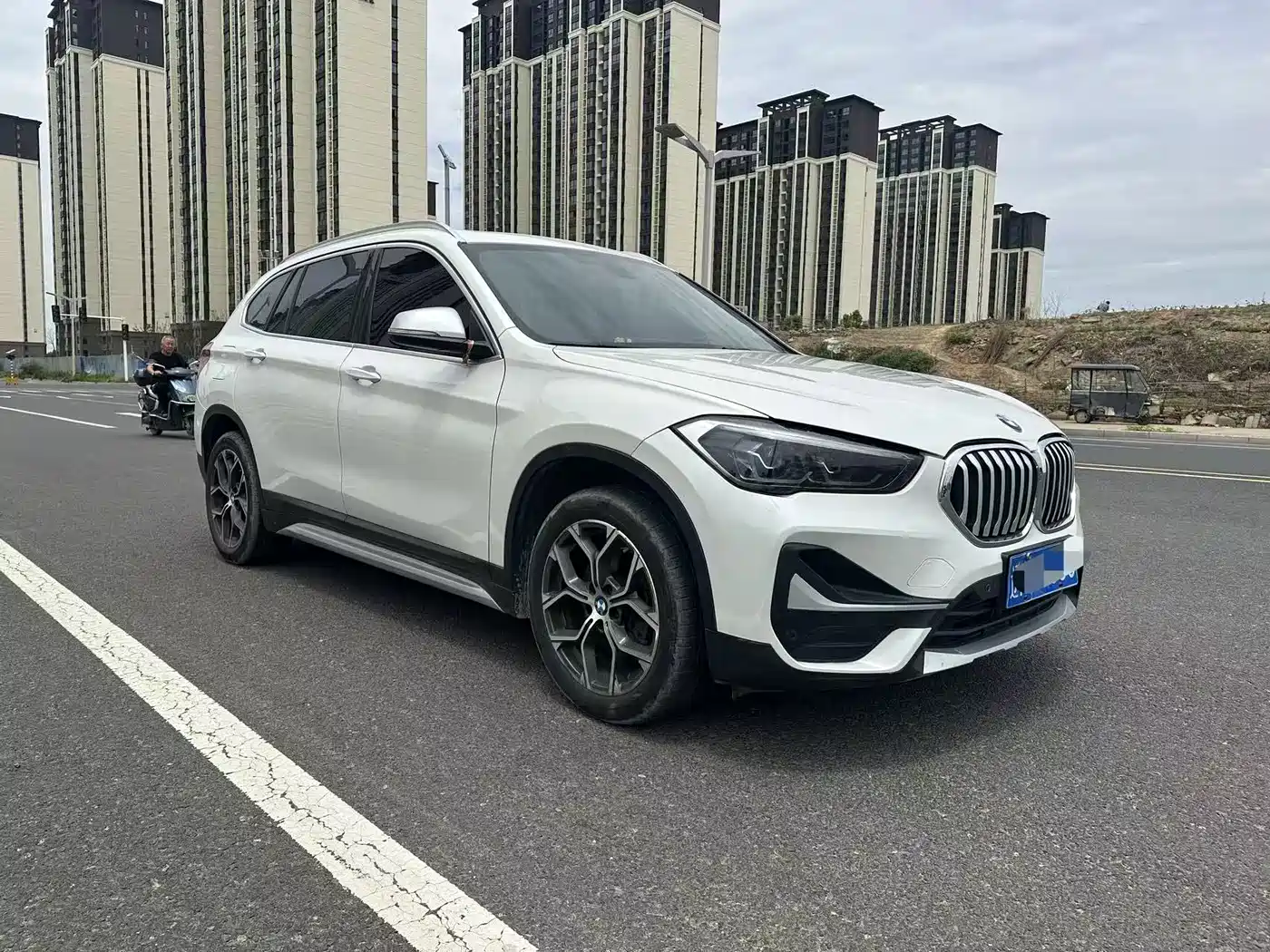 Фото 1 - BMW X1
