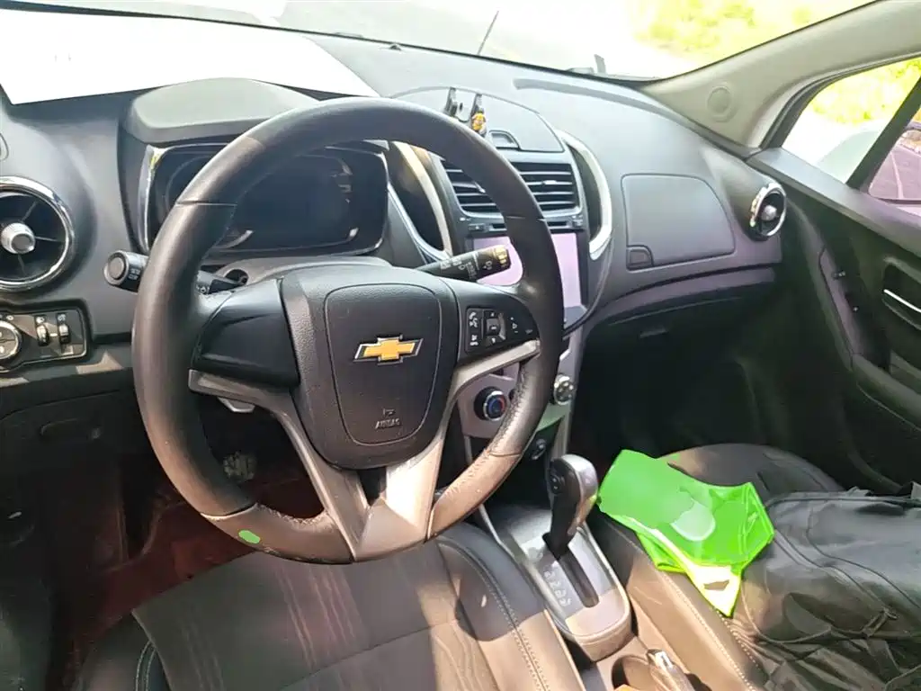 Chevrolet Trax 2016 1.4T Automatic 2WD Luxury фото 11