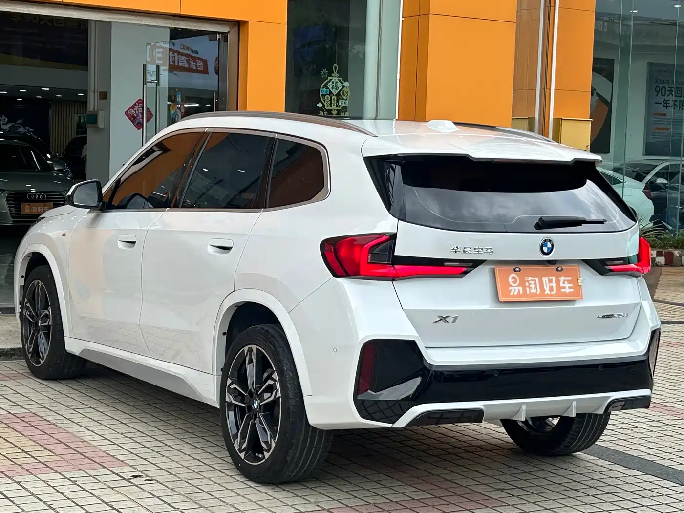 BMW X1 2023 sDrive25Li M Sport Package фото 6