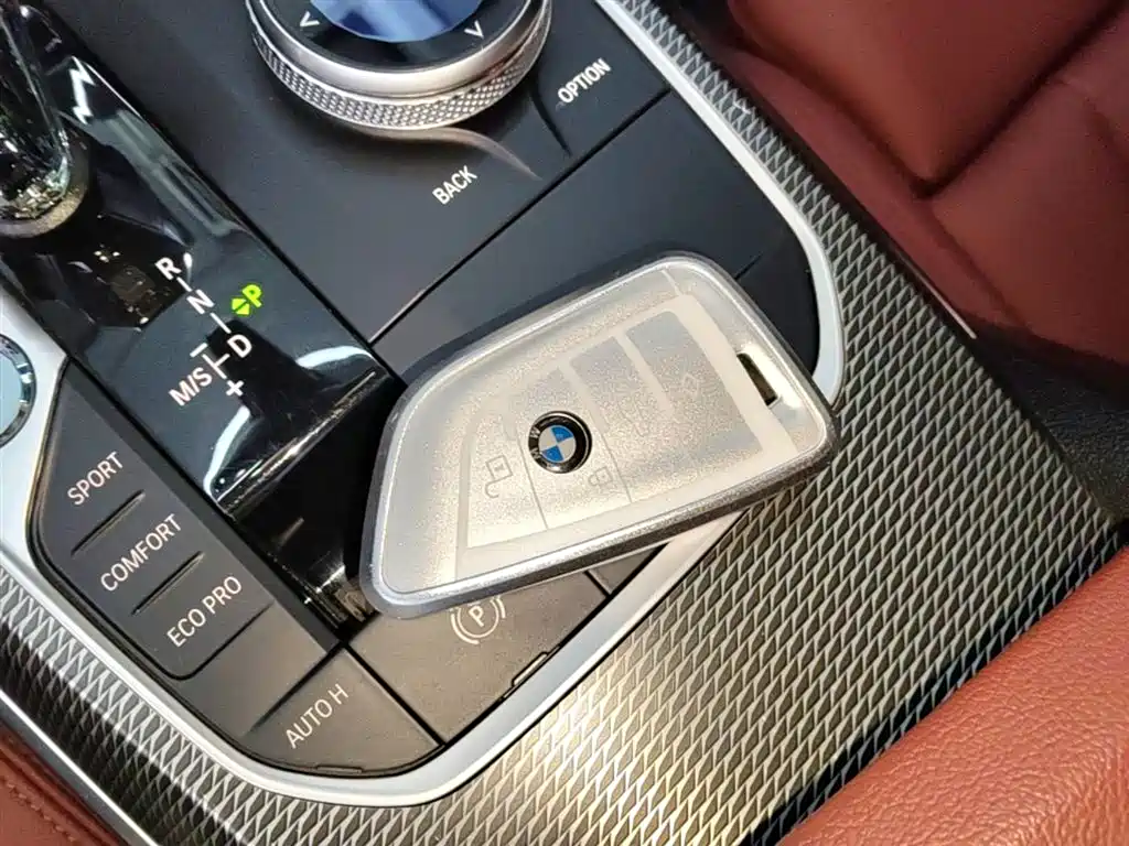BMW 3 Series 2021 Facelift 325Li M Sport Shadow Edition фото 15