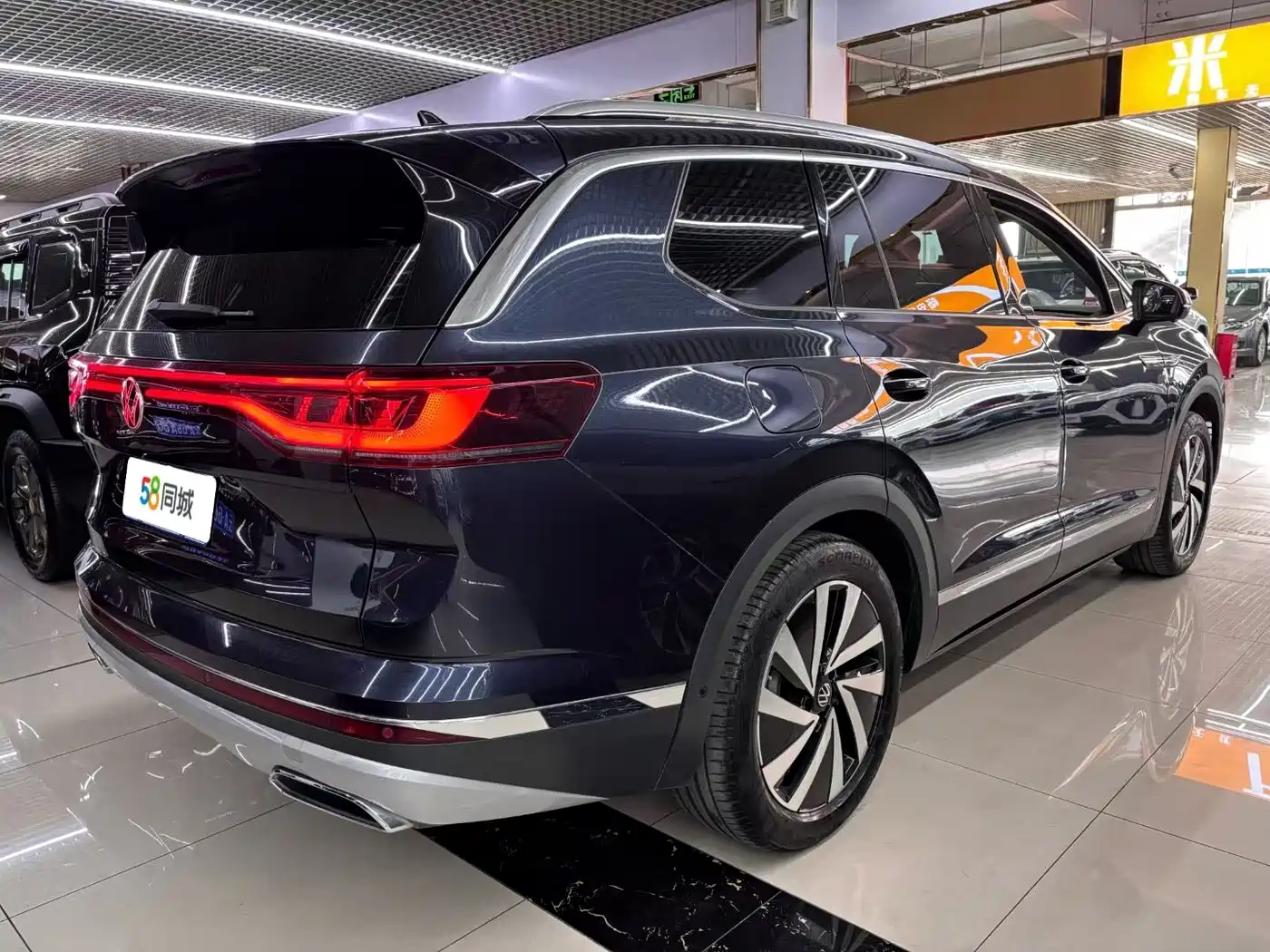 Volkswagen Talagon 2021 330TSI 2WD Luxury Premium Edition фото 4