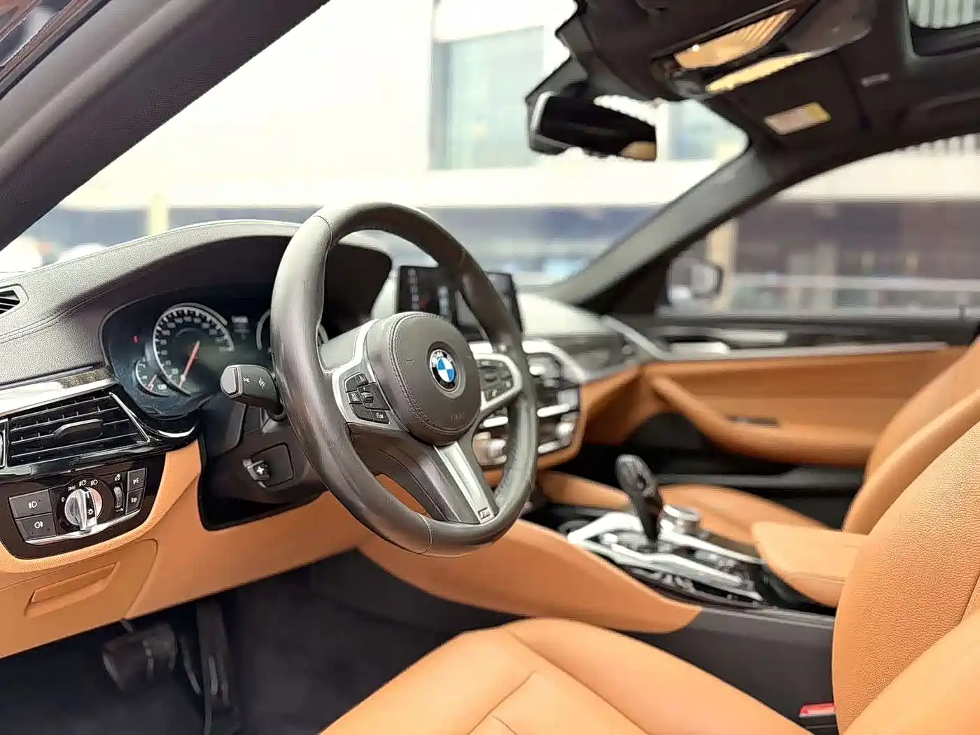 BMW 5 Series 2018 Facelift 530Li Leading M Sport Package фото 5
