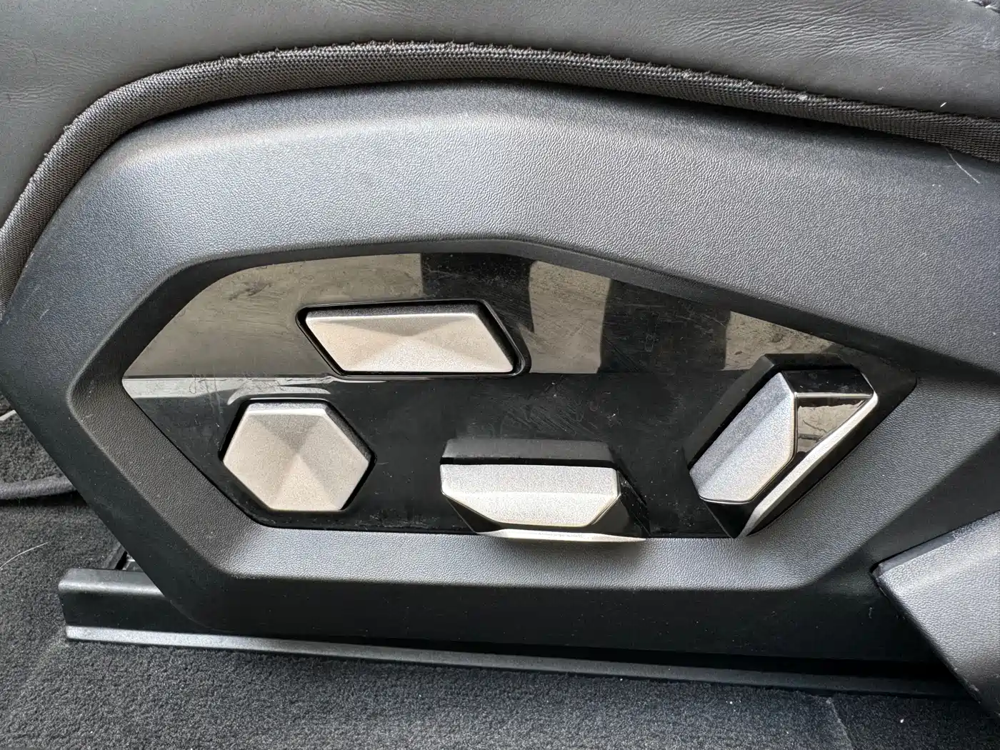 HiPhi Z 2022 2023 4-Seater Edition
