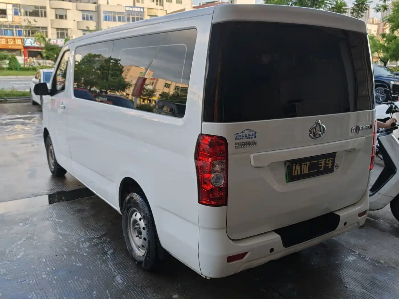 Changan Kaicheng Changan Ruixing EM80 2026 2025 Model Passenger Version Comfort Type 6-seater 300km Tailgate