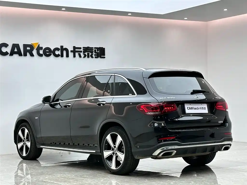 Mercedes-Benz GLC 2022 Facelift GLC 300 L 4MATIC Dynamic Collector's Edition фото 3