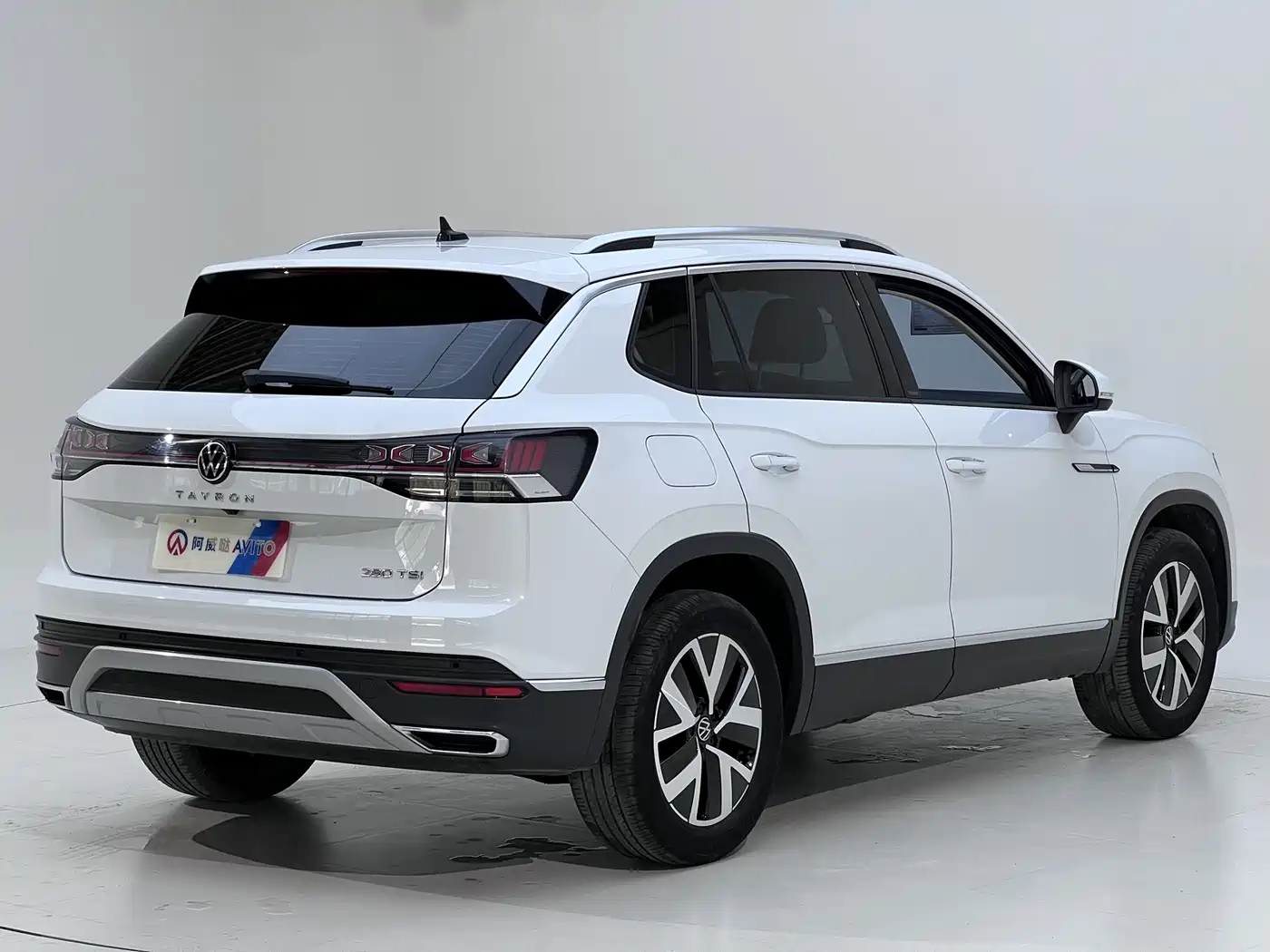 Volkswagen Tayron 2023 280TSI 2WD Luxury Plus Advanced Edition фото 5