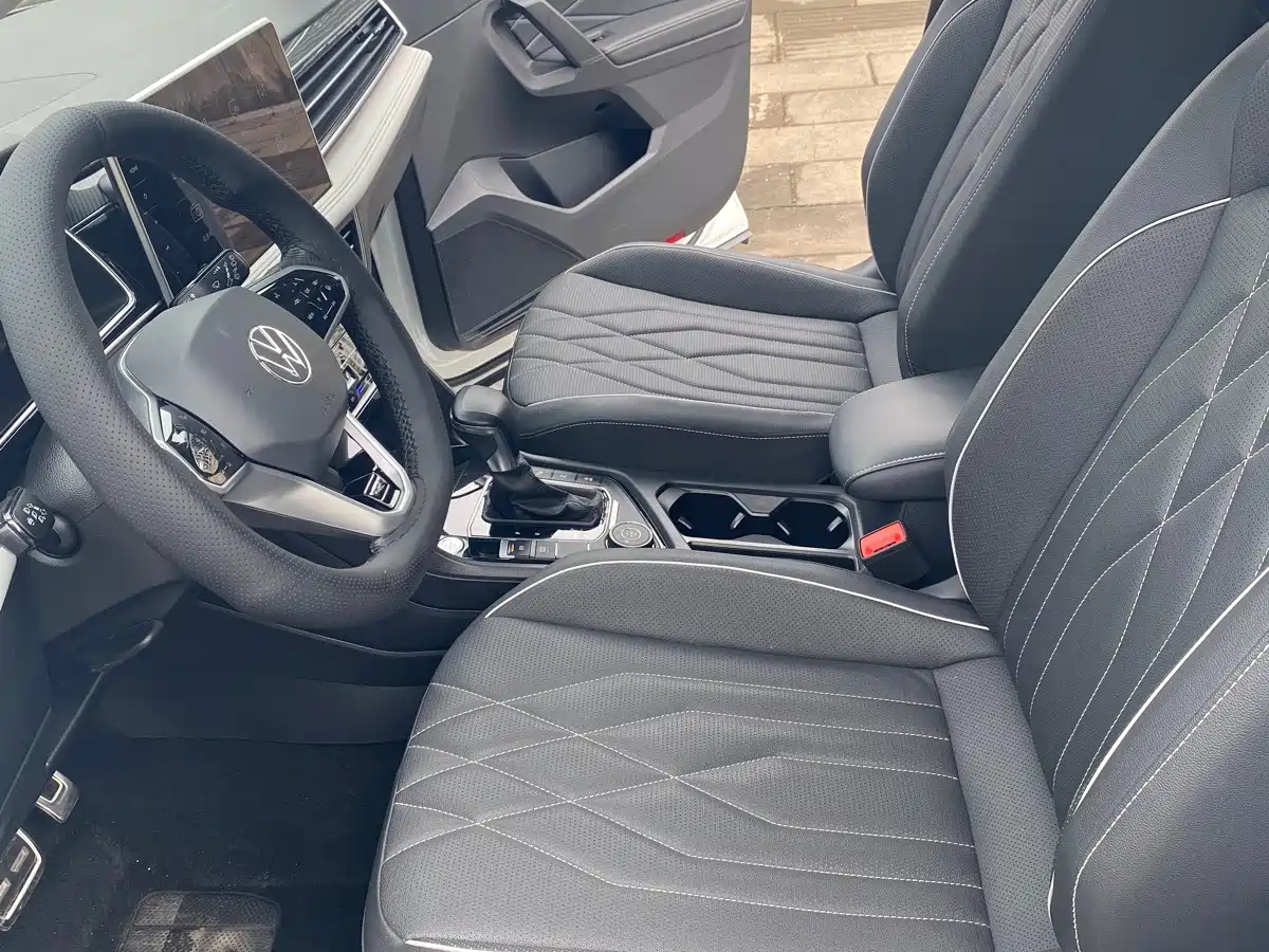 Фото 5 - Volkswagen Tiguan L