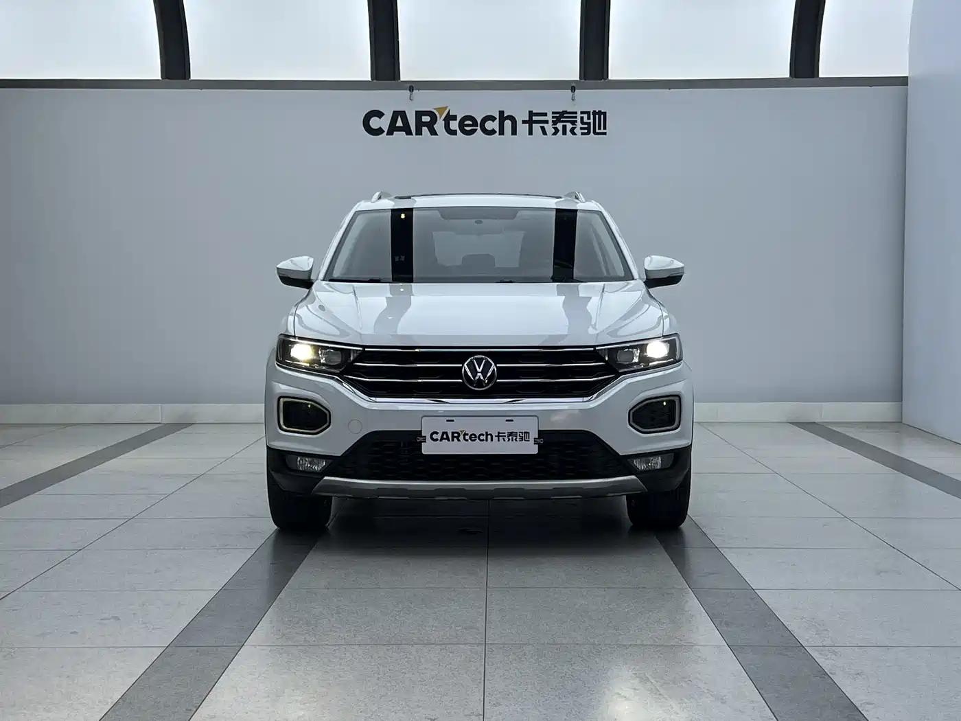 Volkswagen T-ROC 2021 280TSI DSG 2WD Comfort Connected фото 16