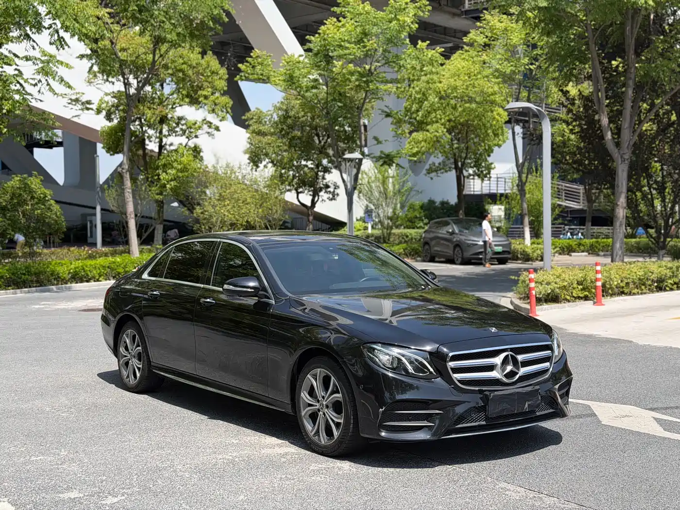 Mercedes-Benz E-Class 2020 Facelift E 300 L Sport Fashion фото 3