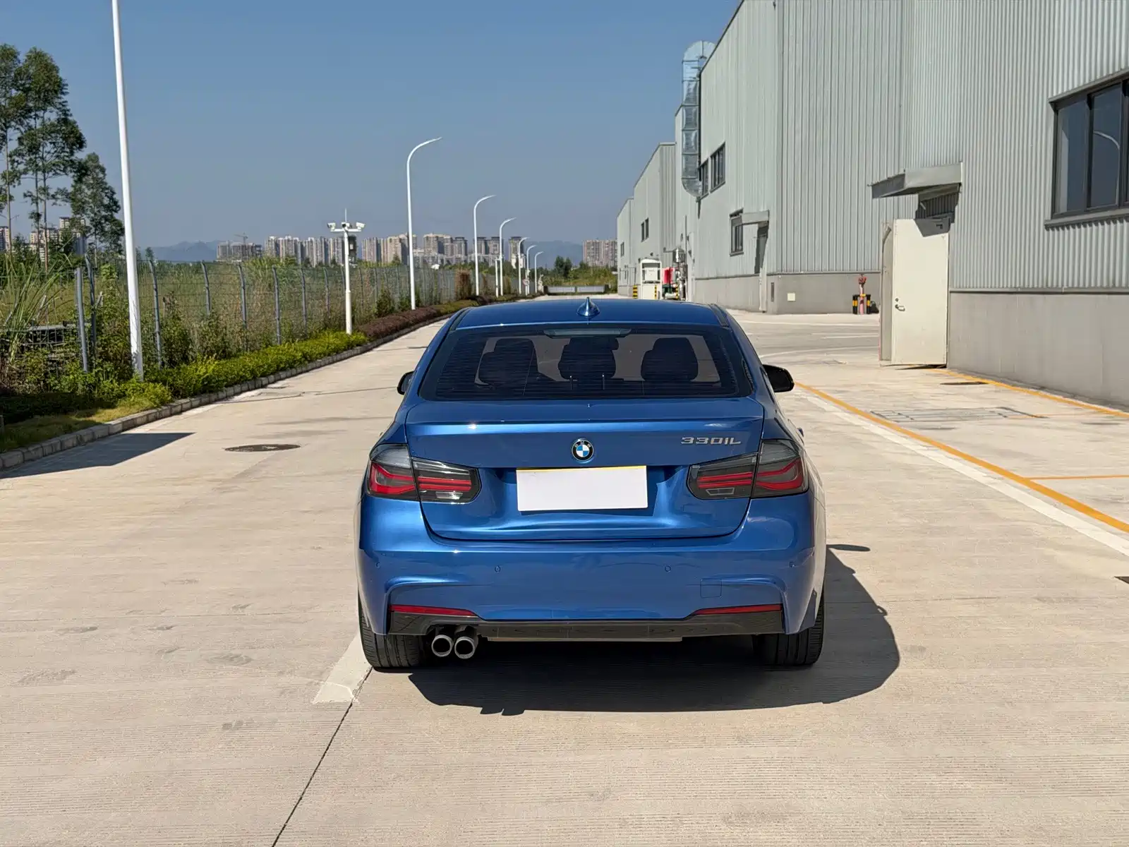 صورة 8 - BMW 3 Series