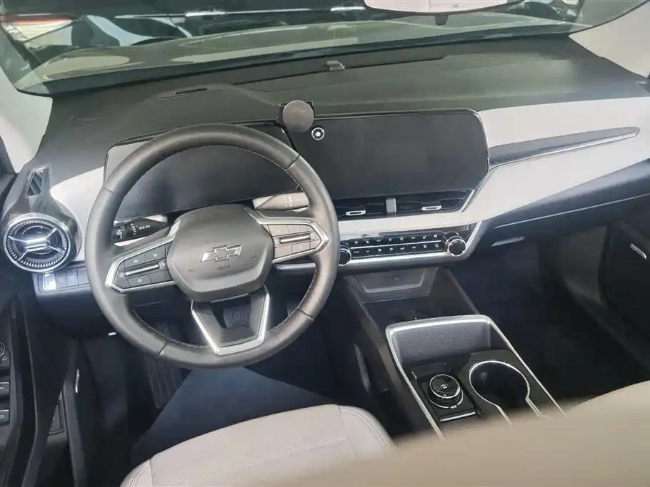 Chevrolet Equinox Plus 2024 155km ACTIV Ultimate Edition фото 12