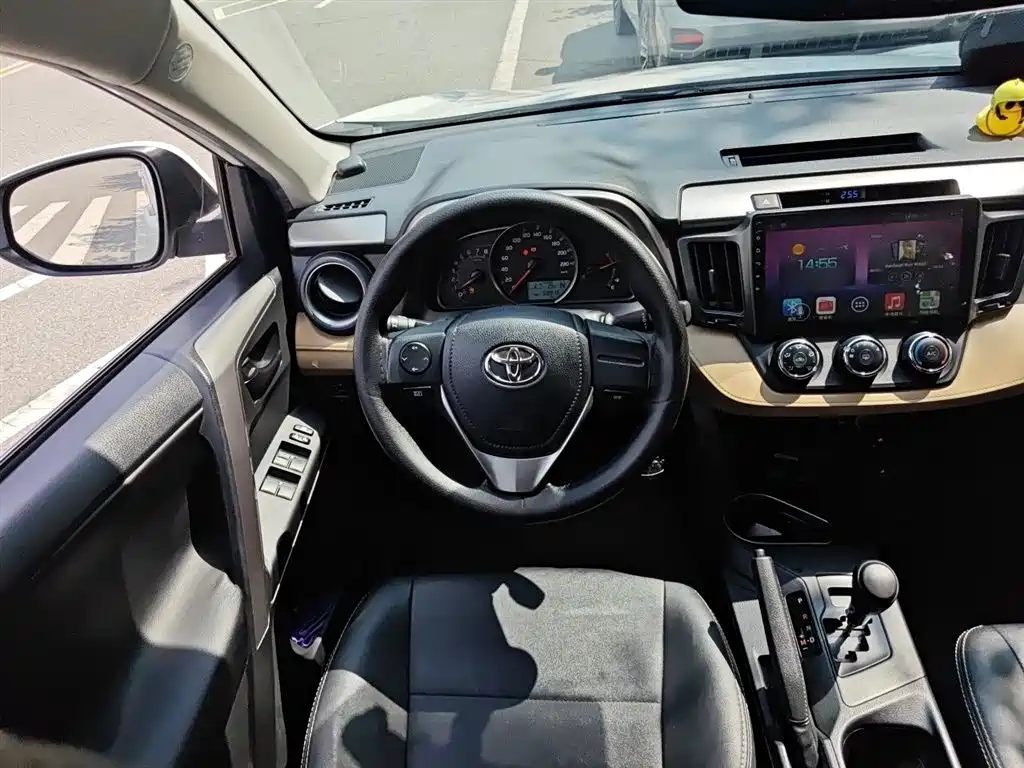 Toyota RAV4 Rongfang 2016 2.0L CVT 2WD Urban (China V) фото 7