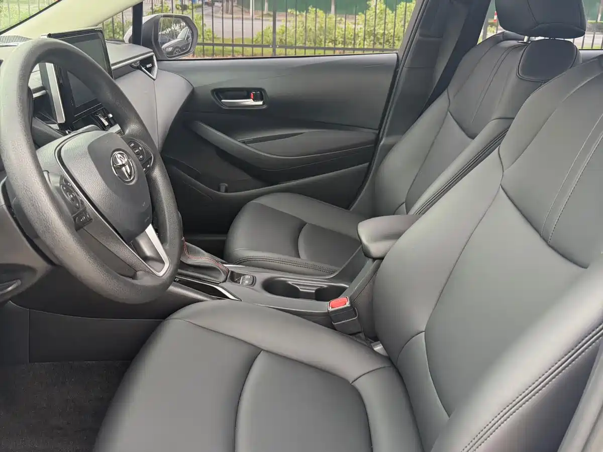 Toyota Corolla 2021 1.2T S-CVT Elite PLUS Edition фото 10
