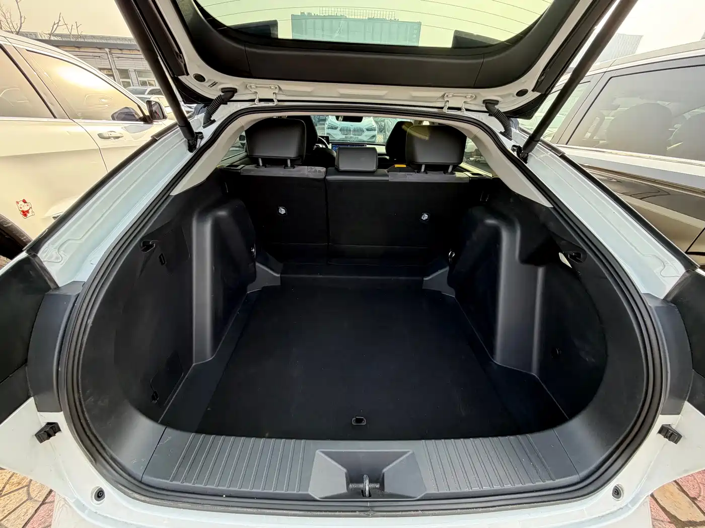 Toyota bZ5 2025 Model 630 MAX Smart Edition фото 15