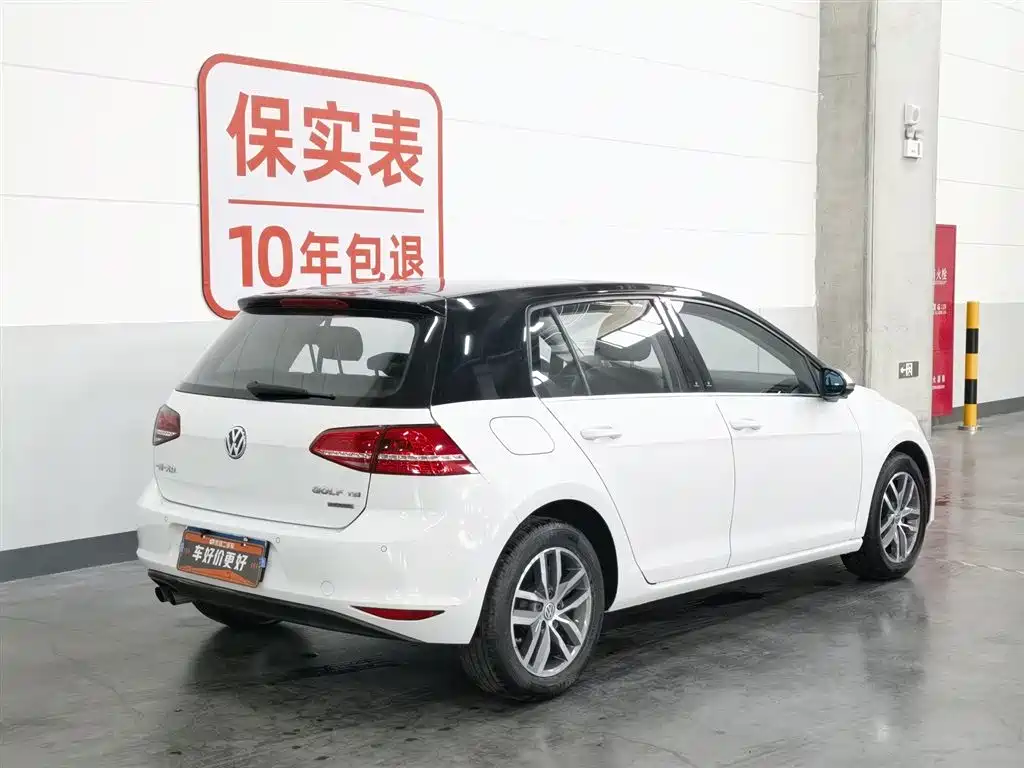 Volkswagen Golf 2016 230TSI Automatic Luxury фото 2