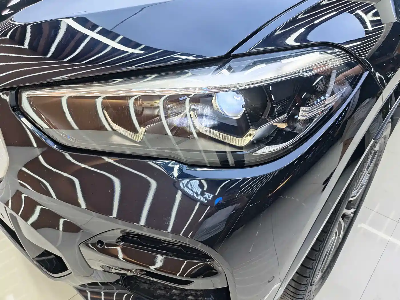 BMW X5 2022 xDrive 30Li M Sport Package фото 17