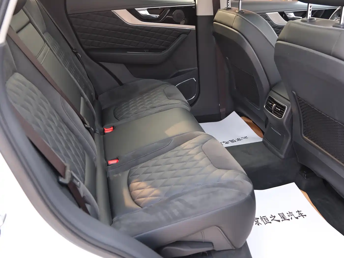Hongqi HS5 2019 2.0T Smart Connect Enjoy 4WD Edition фото 15